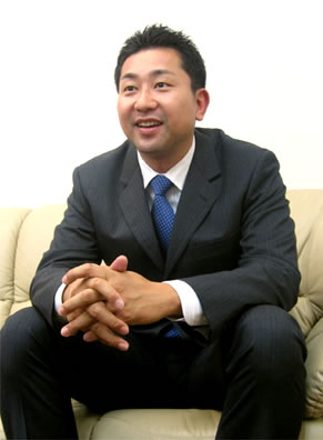 小林寿宏専務